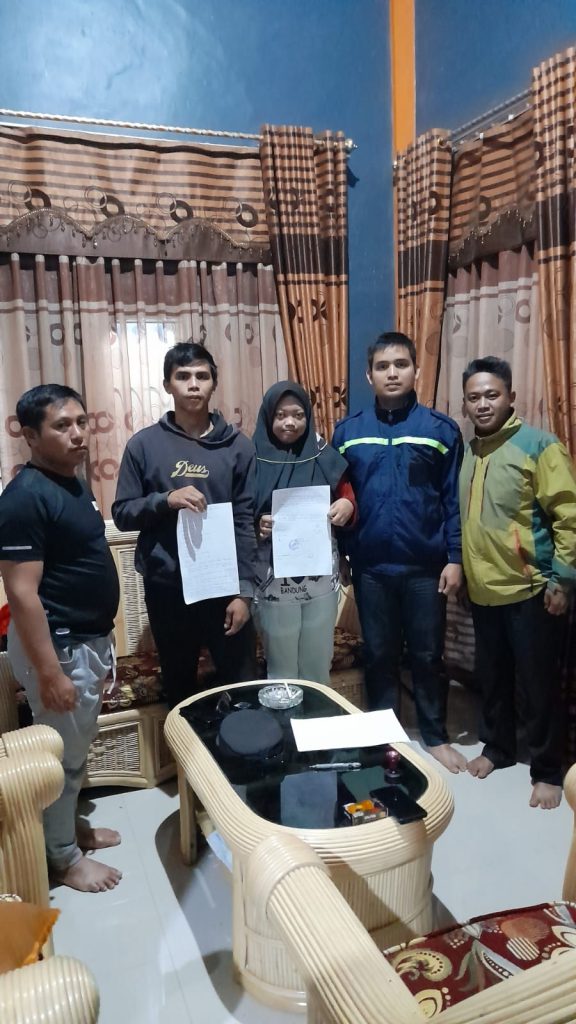 Problem Solving, Bhabinkamtibmas Damaikan Suami Istri Berselisih