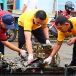 Polres Lebong dan Polsek Jajaran Bersama TNI, Pemda, dan Masyarakat Gelar Aksi Bersih Sampah di Terminal Muara Aman