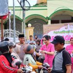 Polres Lebong dan Bhayangkari Bagikan 300 Paket Takjil di Muara Aman