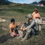 Patroli Dialogis Satgas Damai Cartenz Hadirkan Rasa Aman di Tengah Aktivitas Warga Kiwirok