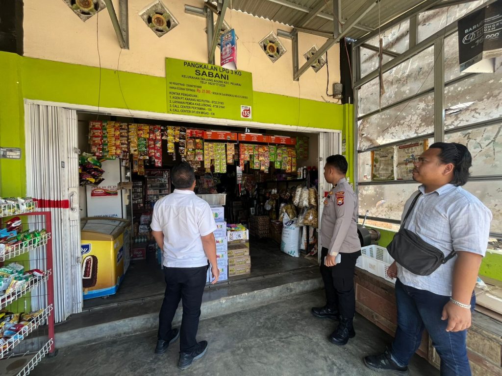 Polres Lebong Lakukan Pengecekan dan Pengawasan Pangkalan LPG 3 Kg Jelang Idul Fitri 1447 H.
