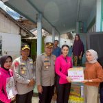 BHAYANGKARI GELAR KEGIATAN SOSIAL BERSAMA POLRES LEBONG, KUNJUNGI ANGGOTA TERDAMPAK BANJIR
