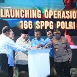 Dari Tuban, Presiden Prabowo Groundbreaking 10 Gudang Pangan Polri dan Luncurkan 166 SPPG