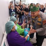 Kolaborasi Kemanusiaan, Polda Riau Bantu 310 Warga Ikut Operasi Katarak Gratis