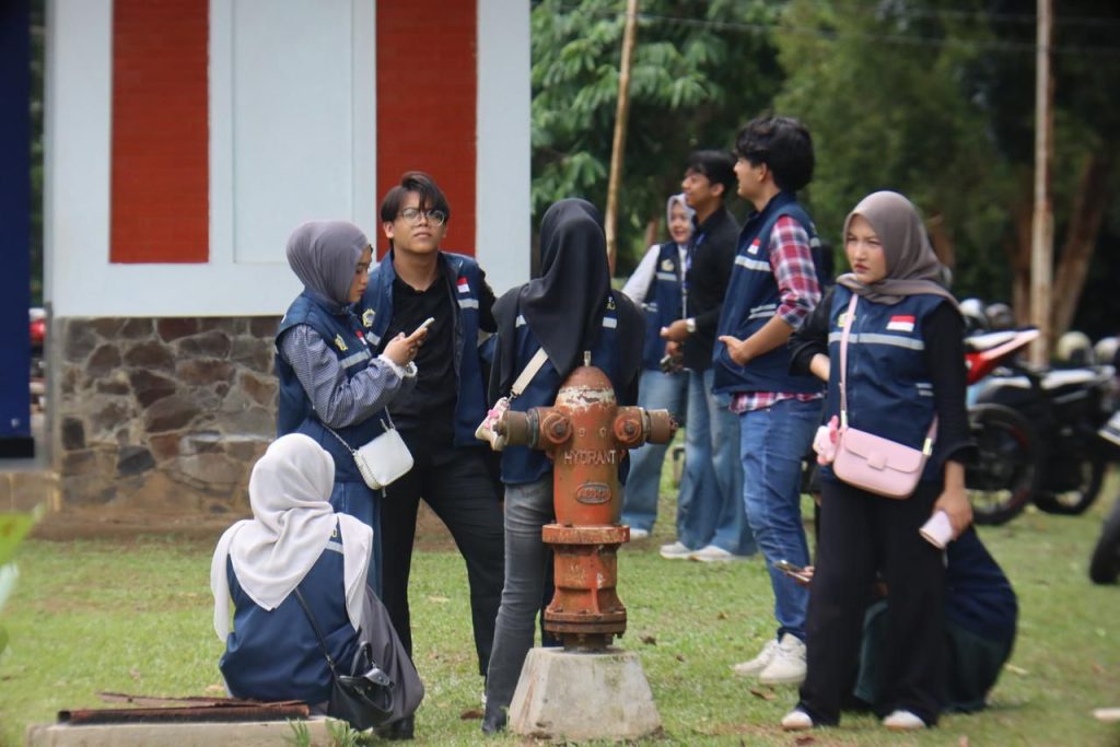 Kapolda Bengkulu Monitoring Pelepasan 2.052 Mahasiswa KKN UNIB, Dorong Pengabdian Aman dan Bermanfaat