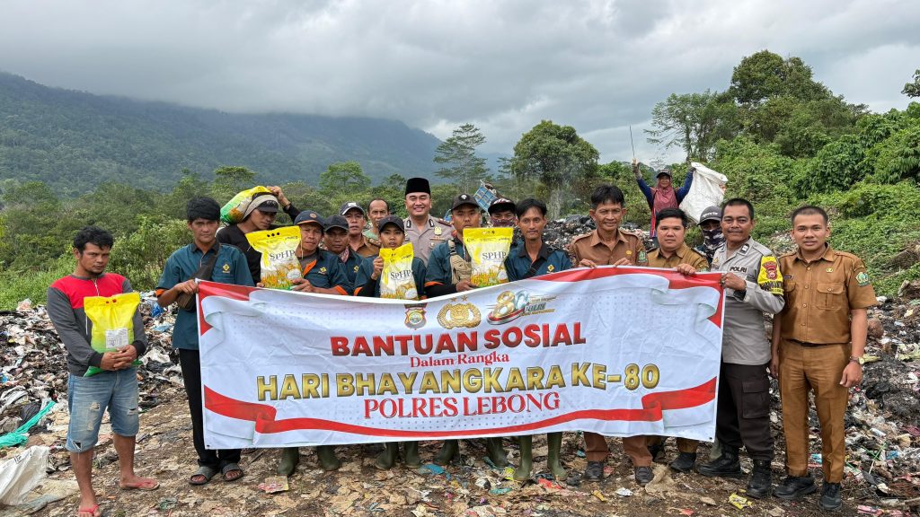 Peringati Hari Bhayangkara ke-80, Polres Lebong Hadir Berbagi untuk Masyarakat yang Membutuhkan