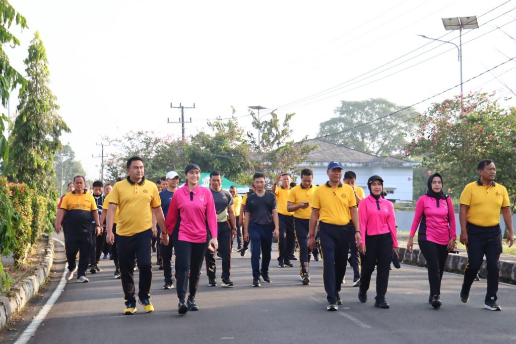 POLRES LEBONG GELAR JALAN SANTAI DAN OLAHRAGA BERSAMA SEMARAKKAN HARI BHAYANGKARA KE-80 TAHUN 2026