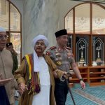 Kapolri Silaturahmi dengan Habib Umar bin Hafidz, Perkuat Sinergi Ulama dan Polri*