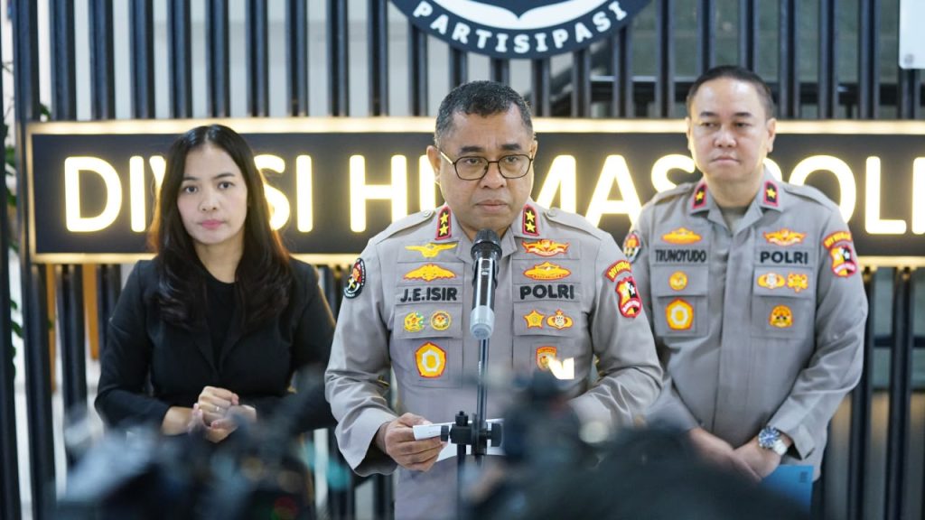 Polri Mutasi Lima Pati dan Pamen, Kapusdokkes dan Kapuskeu Berganti